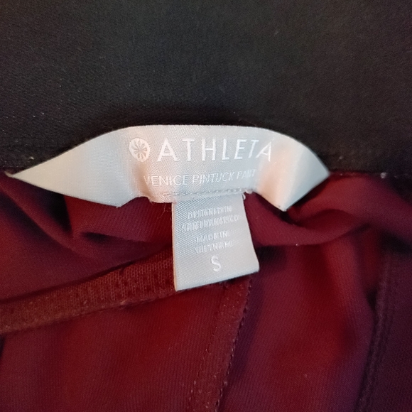 Athleta Antique Burgandy Venice Pintuck Zip Pockets Stretch Pants Size Small - Picture 10 of 13